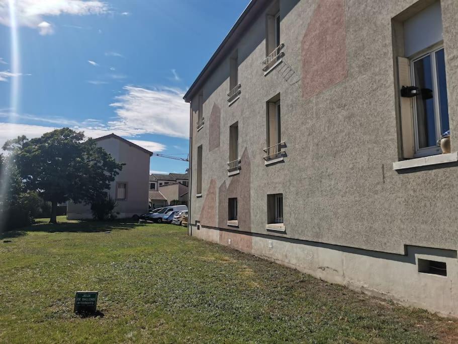 Super Appartement Chez Mon General Clermont-Ferrand Exterior photo